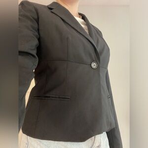 Black fitted blazer